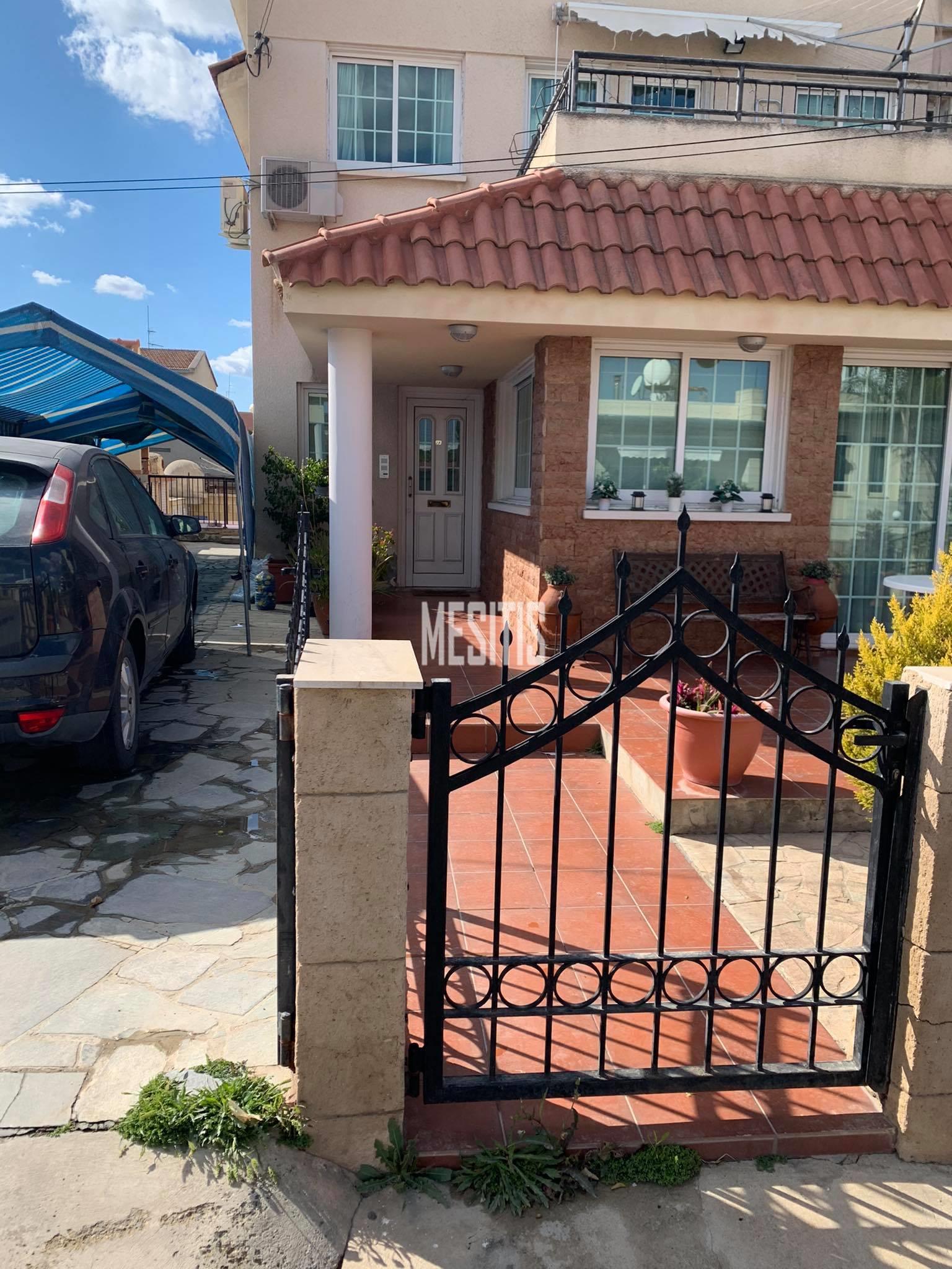 3 Bedroom House For Sale In Aglantzia, Nicosia - Plus 2 Bedroom In The Attic #12571-13