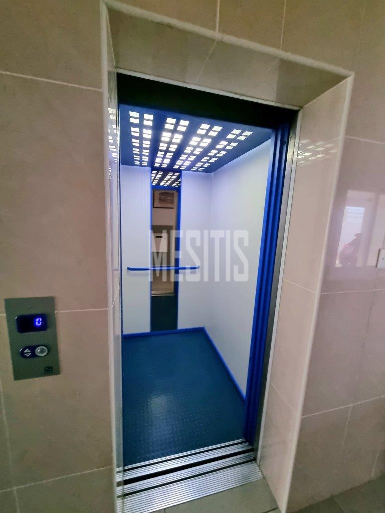 Modern 1 bedroom Apartment for sale in Latsia.
In a cul-de-sac, furnished and electrical appliances. With 2 covered parking spaces. #39156-11