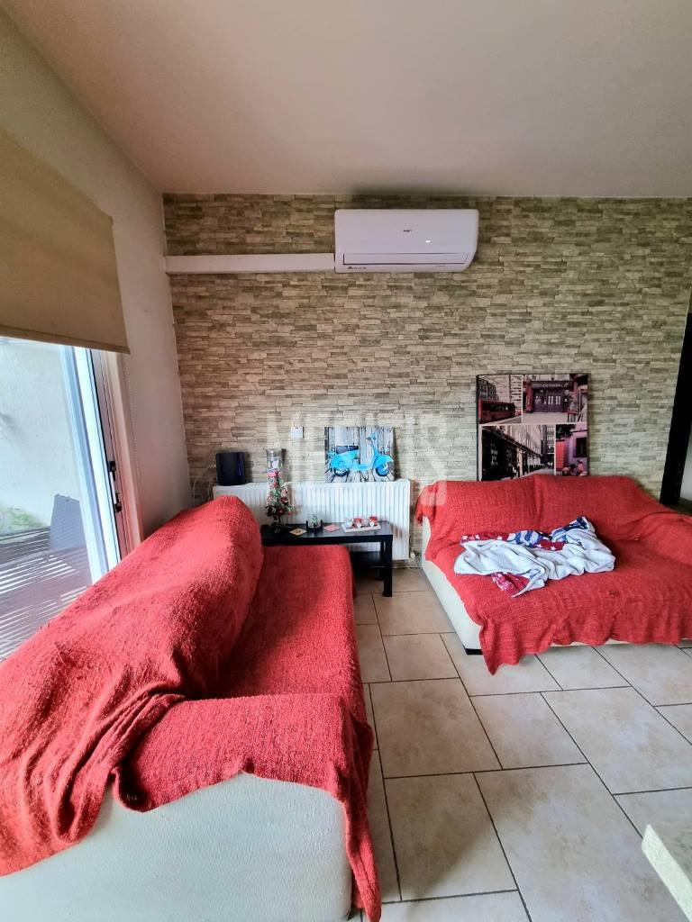 Modern 1 bedroom Apartment for sale in Latsia.
In a cul-de-sac, furnished and electrical appliances. With 2 covered parking spaces. #39156-2