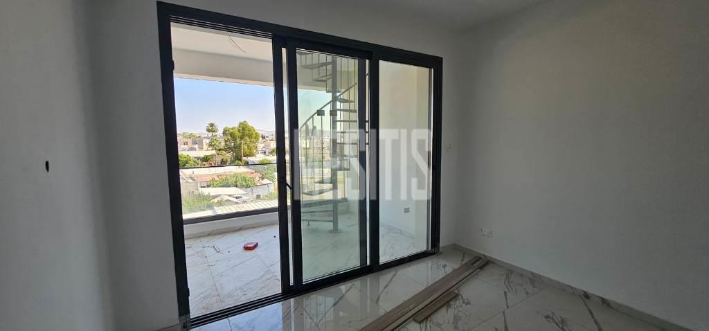 Ready To Move In 2 Bedroom Penthouse With Roof Garden For Sale in Livadia, Larnaca #37967-1